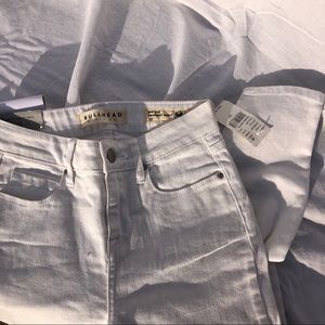 Bullhead White Mid Rise Skinniest Ankle Jeans